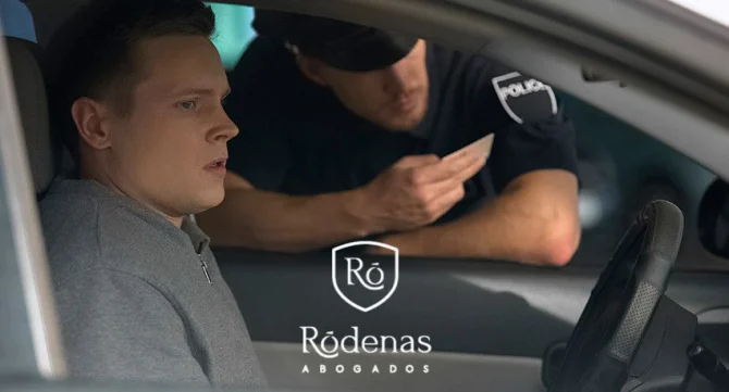 Consecuencias de Conducir sin Carnet: Todo lo que Debes Saber