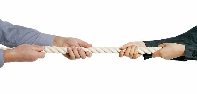 Competencia desleal - Práctica abusiva contra competidores