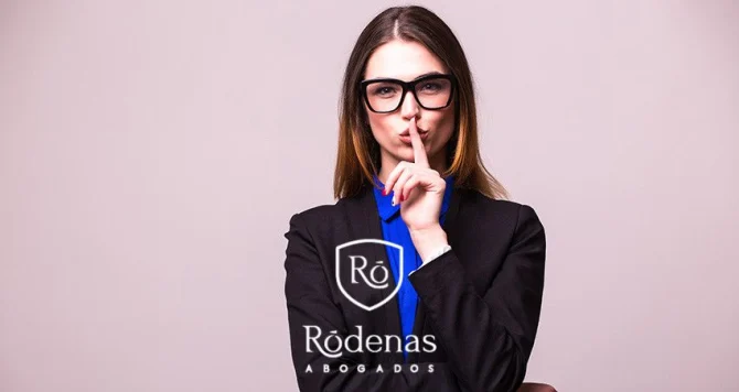 Silencio Administrativo: Definición, Tipos y Consecuencias Legales