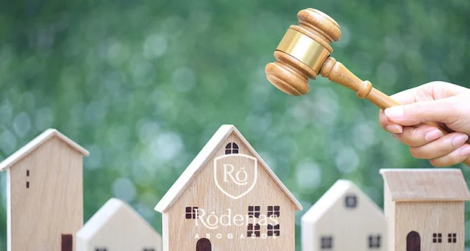 La cantidad reclamada en una subasta - El importe a abonar al acreedor