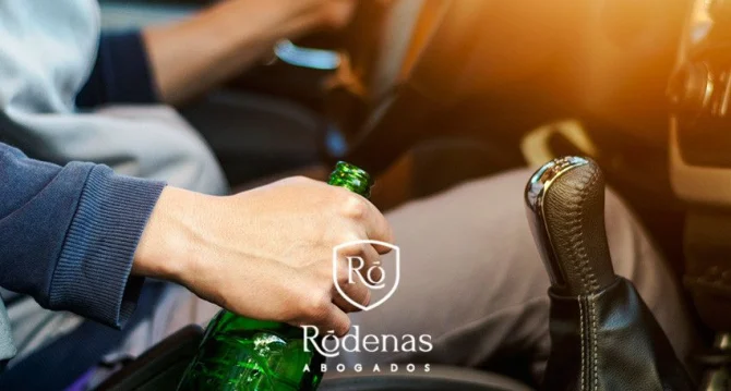 Qué pasa si te cogen conduciendo y ebrio