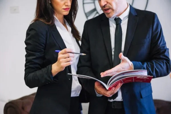 A qué se dedica un abogado mercantil