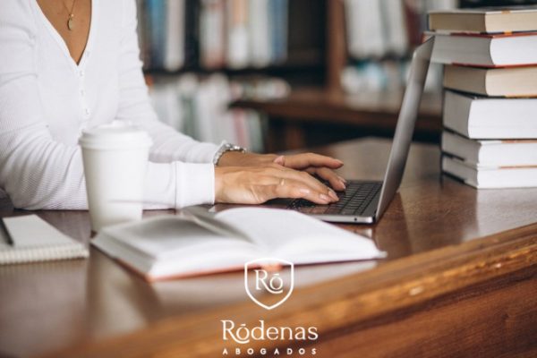 Recurso extraordinario de revisión administrativo